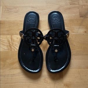 Tory Burch black glossy sandal❗️❗️